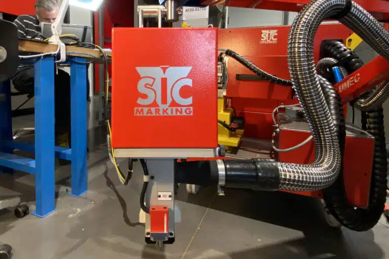 Cobot-assisted marking on a production line
