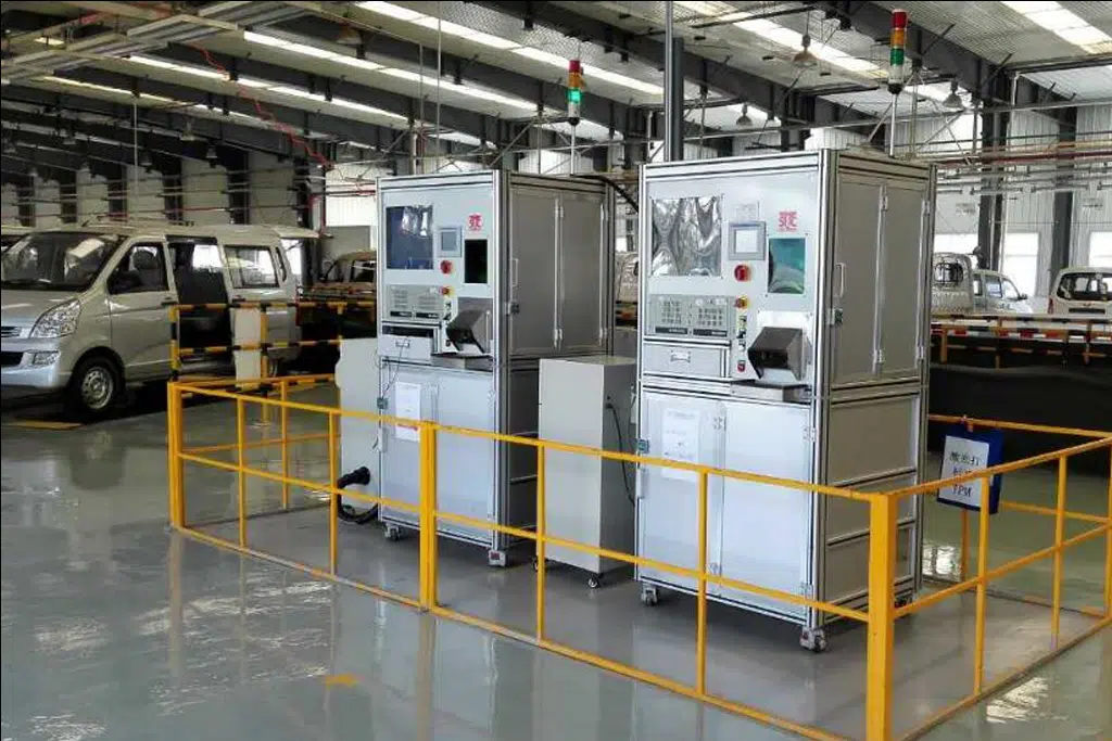 VIN scribe marking and laser marking of the associated plastic labels