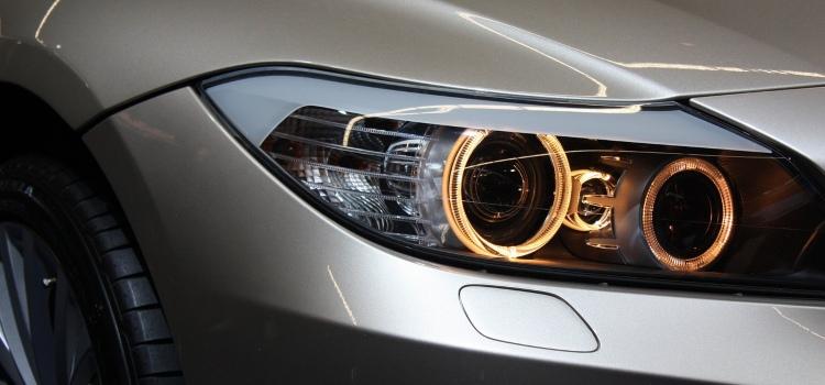 Laser marking in the automotive lighting industry: engraving and coding of headlamps and lights