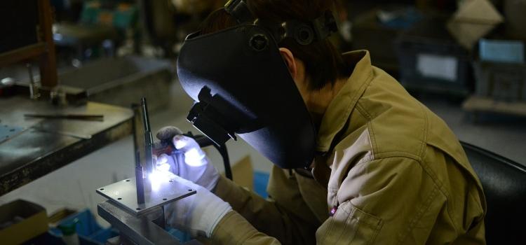 Laser technology in the manufacturing industry